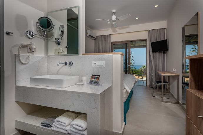 Imagen de la habitación del Hotel Ionian Aura Apartments. Foto 13