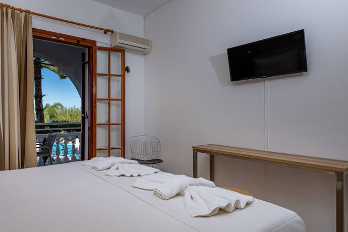 Imagen de la habitación del Hotel Ionian Aura Apartments. Foto 18