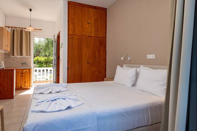 Imagen de la habitación del Hotel Ionian Aura Apartments. Foto 19