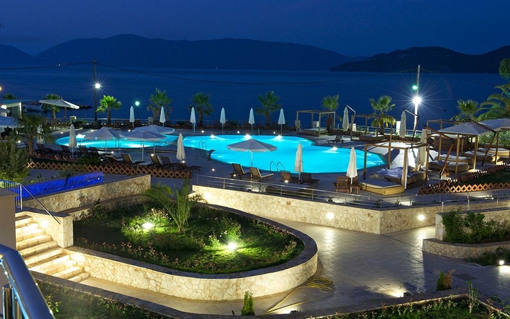 Imagen de la piscina del Hotel Ionian Emerald Resort. Foto 16