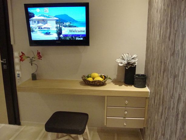 Imagen de los interiores del Hotel Ionian Eye Design Studios and Spa. Foto 9