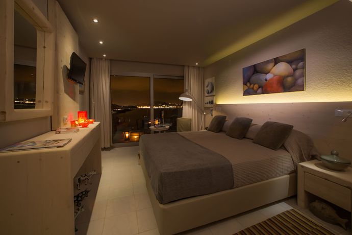 Imagen de la habitación del Hotel Ionian Hill. Foto 20