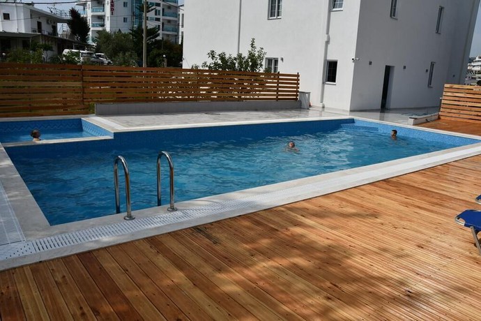 Imagen de la piscina del Hotel Ionian, Ksamil. Foto 19