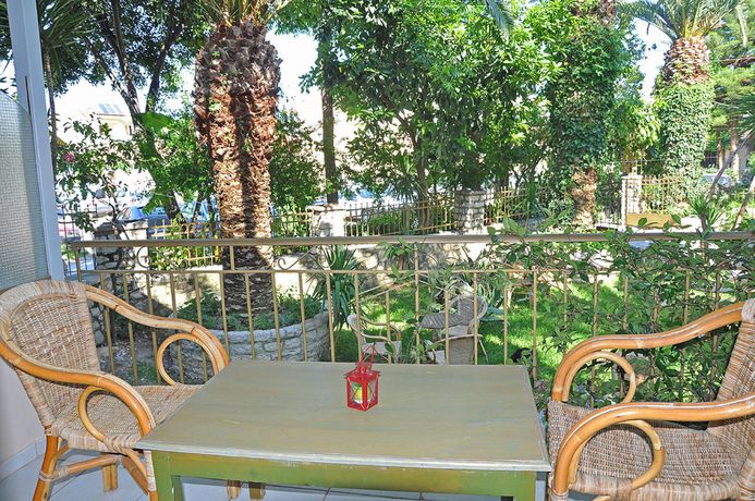 Imagen de los exteriores del Hotel Ionian Paradise. Foto 9