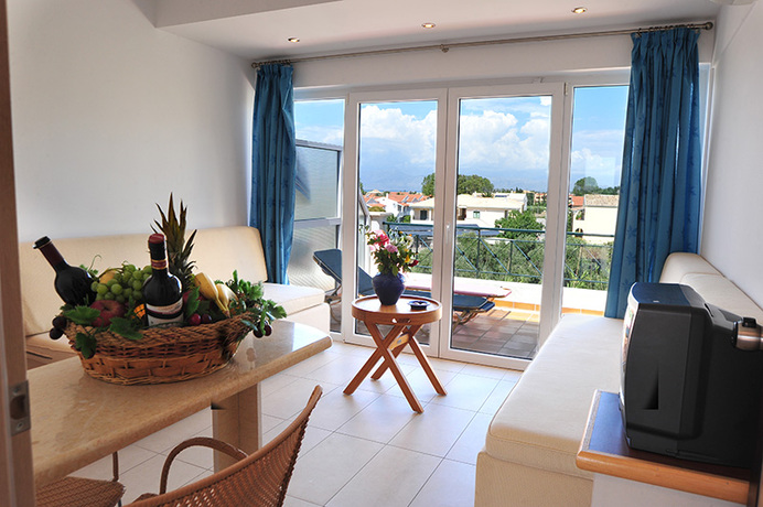 Imagen de la habitación del Hotel Ionian Princess Suitel And Thinalos Aparthotel. Foto 6