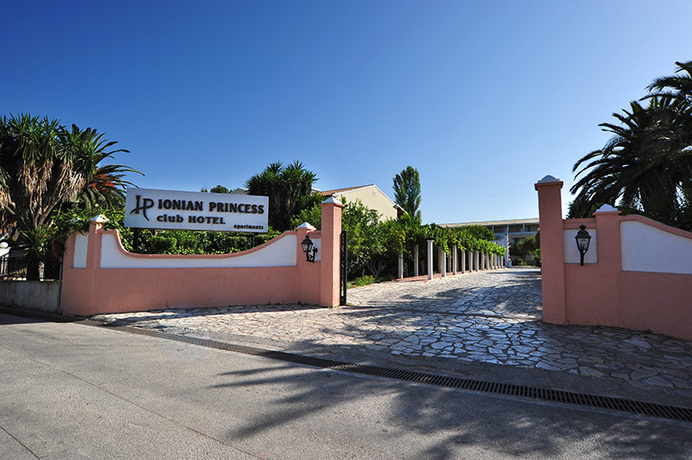 Imagen general del Hotel Ionian Princess Suitel And Thinalos Aparthotel. Foto 4