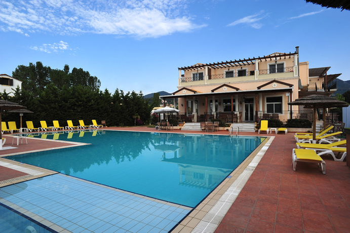 Imagen general del Hotel Ionian Princess Suitel And Thinalos Aparthotel. Foto 5