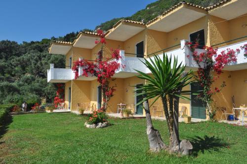 Imagen general del Hotel Ionian Sea View Studios byius. Foto 3