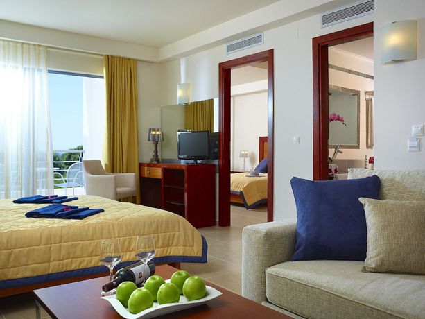 Imagen de la habitación del Hotel Ionian Theoxenia. Foto 7