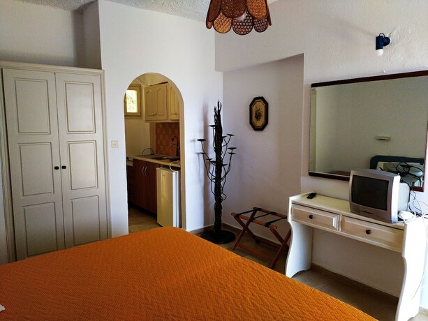 Imagen general del Hotel Ionian View. Foto 11