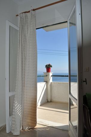 Imagen general del Hotel Ionian View. Foto 13