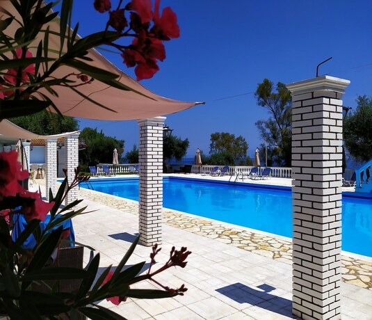 Imagen general del Hotel Ionian View. Foto 16