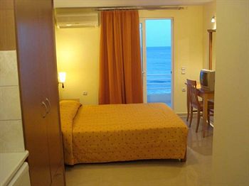 Imagen de los exteriores del Hotel Ionio Star. Foto 11