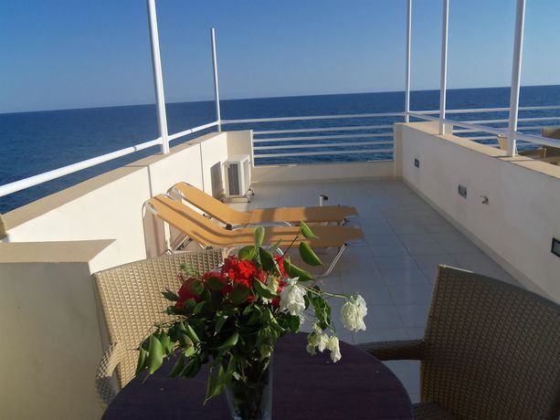 Imagen de los interiores del Hotel Ionio Star. Foto 13