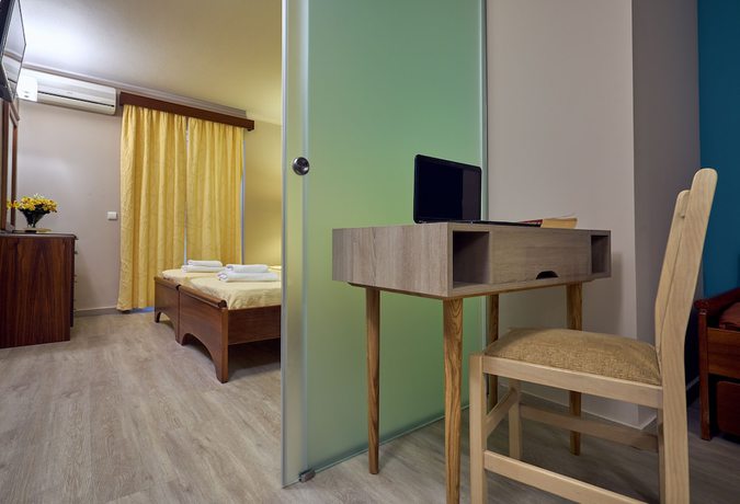 Imagen de la habitación del Hotel Ionion Blue. Foto 3