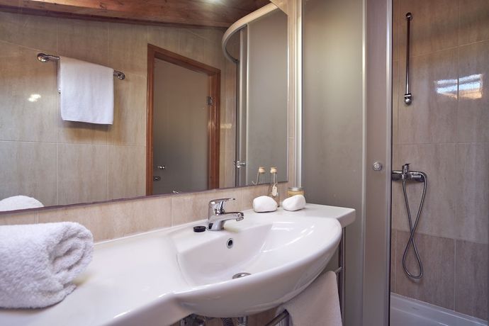 Imagen de la habitación del Hotel Ionion Blue. Foto 4