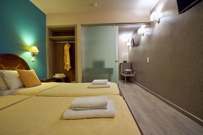 Imagen de la habitación del Hotel Ionion Blue. Foto 14