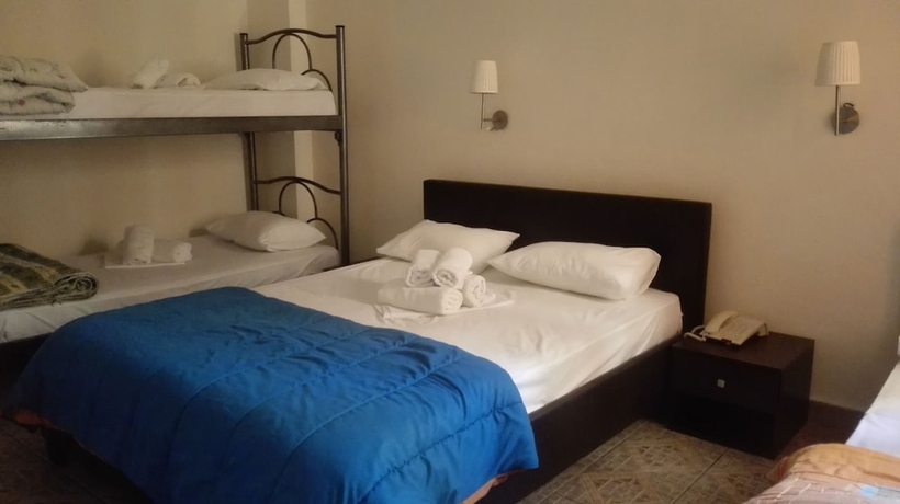 Imagen de la habitación del Hotel Ionion. Foto 15