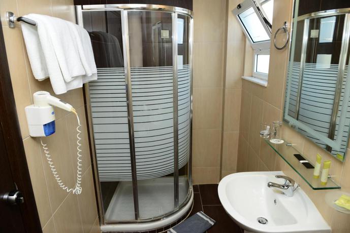 Imagen de la habitación del Hotel Ionion, Kyparissia. Foto 7