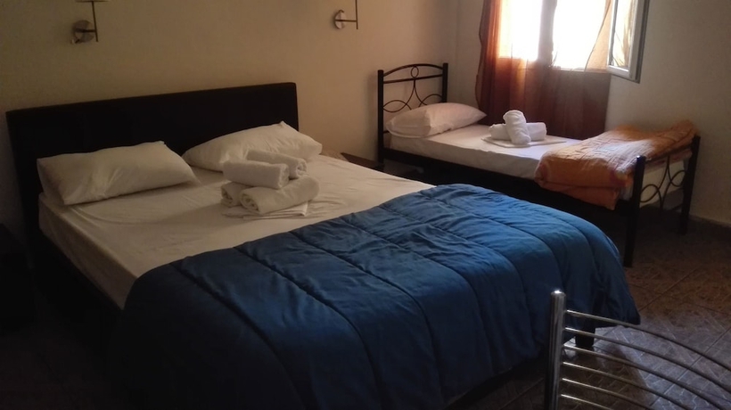 Imagen de la habitación del Hotel Ionion, Pireo. Foto 4