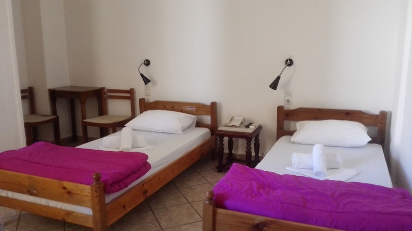 Imagen de la habitación del Hotel Ionion, Pireo. Foto 18