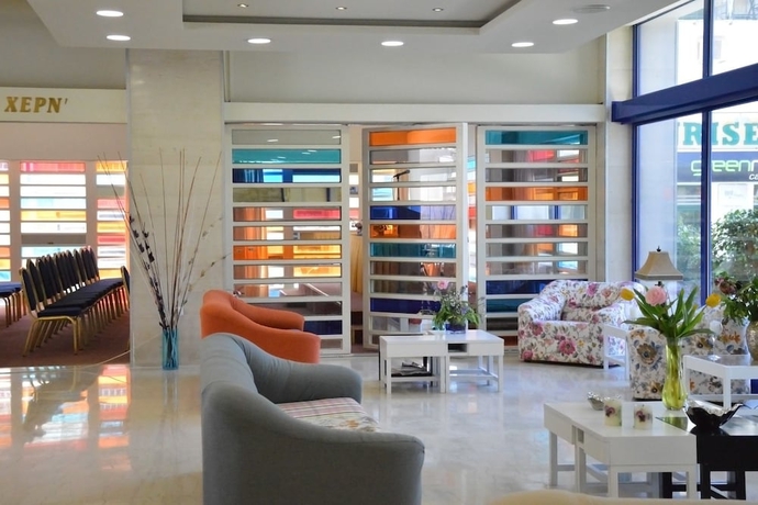 Imagen del bar/restaurante del Hotel Ionion Star. Foto 5