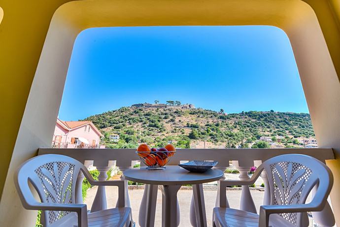 Imagen de la habitación del Hotel Ionis. Foto 14