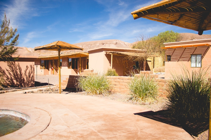 Imagen de la piscina del Hotel Iorana Tolache. Foto 9