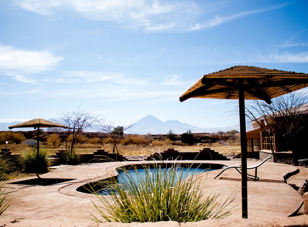 Imagen de la piscina del Hotel Iorana Tolache. Foto 13