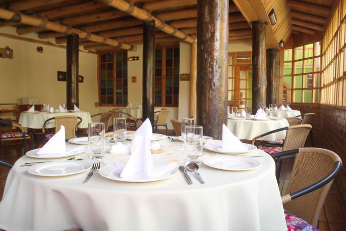 Imagen del bar/restaurante del Hotel Iorana Urubamba. Foto 4