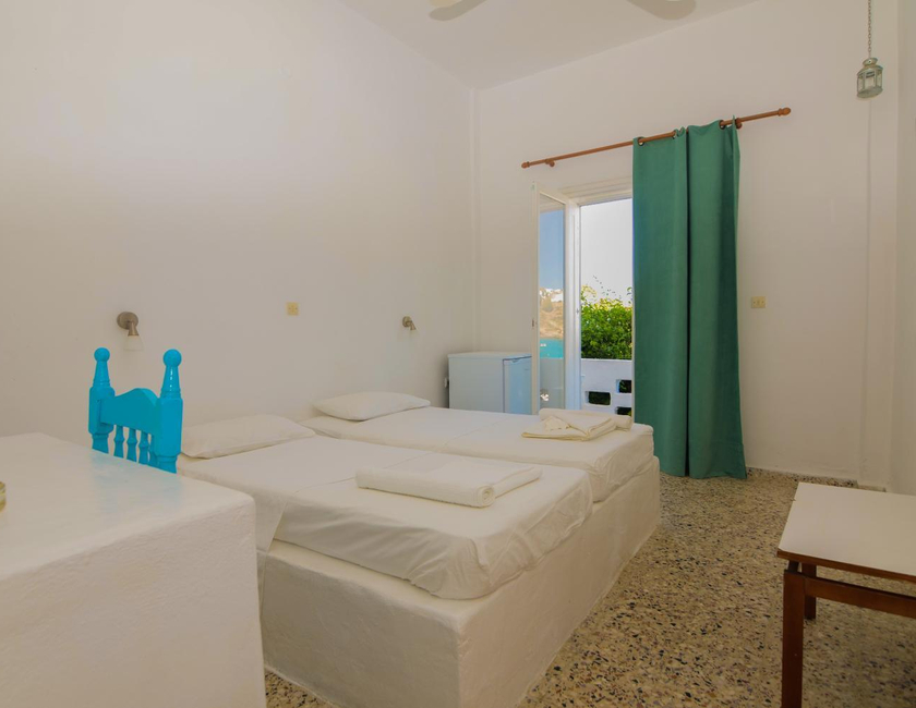 Imagen general del Hotel Ios Plage, Mylopotas. Foto 11