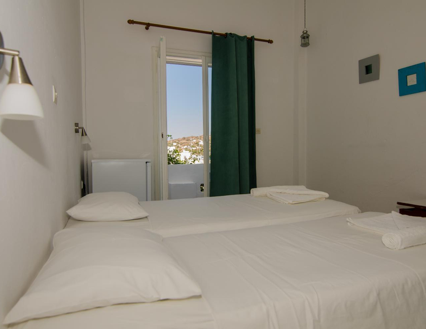 Imagen general del Hotel Ios Plage, Mylopotas. Foto 12