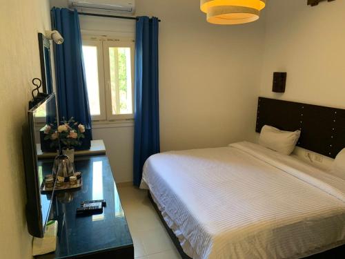 Imagen de la habitación del Hotel Ios & Village. Foto 17