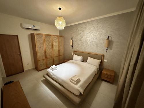 Imagen general del Hotel Ios & Village. Foto 14