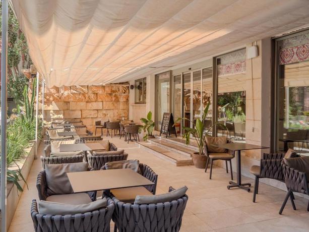Imagen de los exteriores del Hotel Ipanema Beach, El Arenal. Foto 12