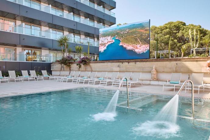 Imagen de la piscina del Hotel Ipanema Beach, El Arenal. Foto 17
