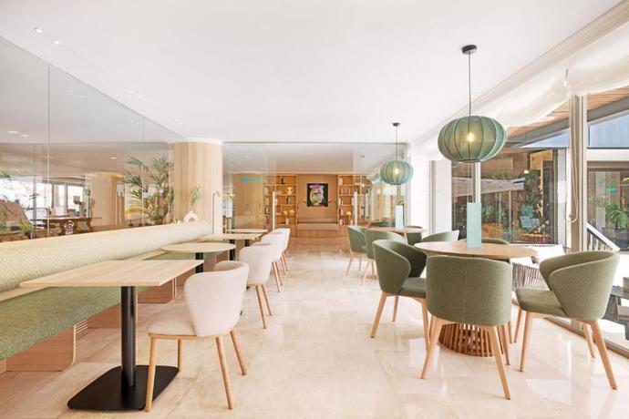 Imagen del bar/restaurante del Hotel Ipanema Beach. Foto 3