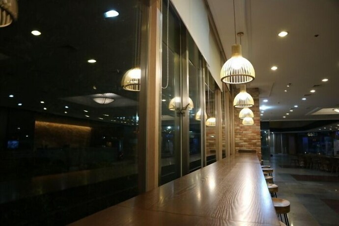 Imagen de los interiores del Hotel Ipark Condominium. Foto 36