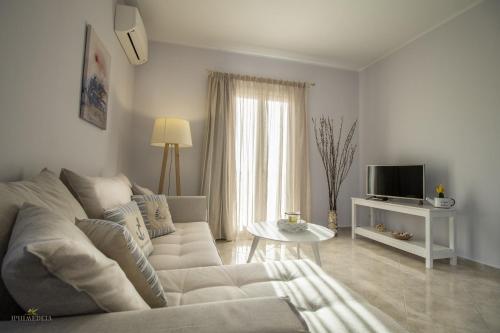 Imagen de la habitación del Hotel Iphimedeia Luxury & Suites. Foto 5