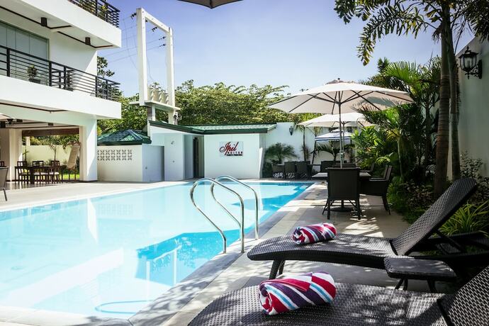 Imagen general del Hotel Ipil Suites Puerto Princesa. Foto 5