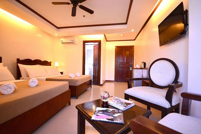 Imagen general del Hotel Ipil Suites Puerto Princesa. Foto 7