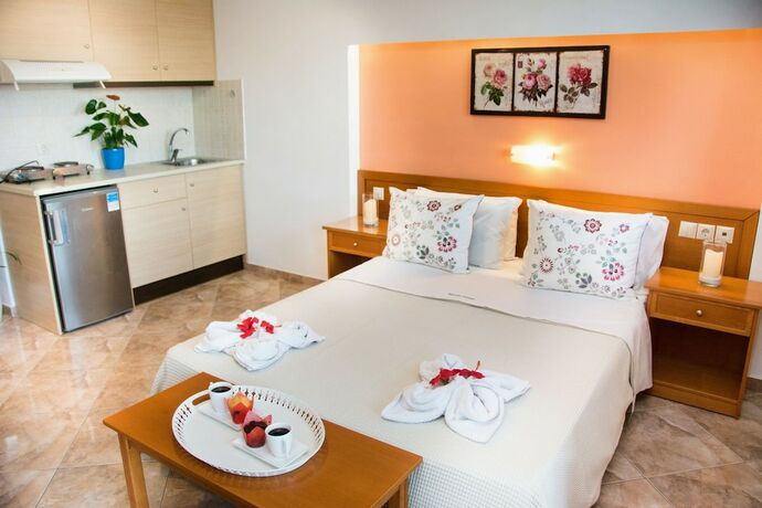 Imagen de la habitación del Hotel Ippoliti Village. Foto 20