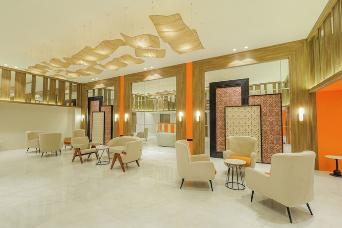 Imagen de los interiores del Hotel Ira By Orchid Bhavnagar. Foto 11