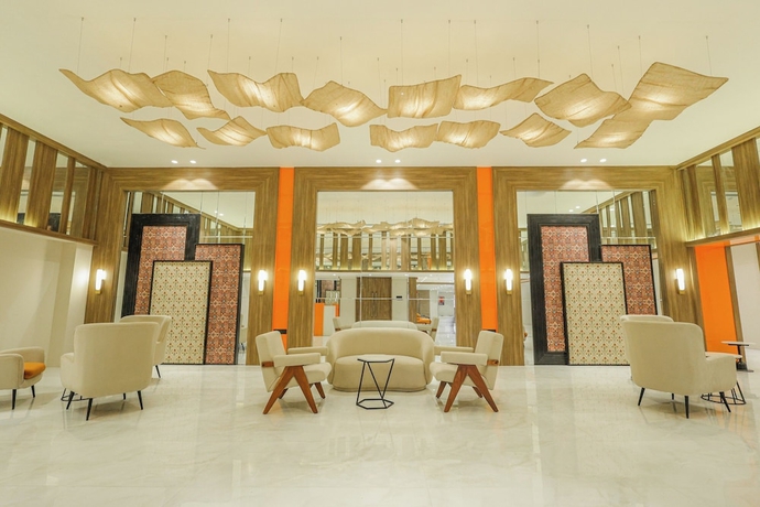 Imagen de los interiores del Hotel Ira By Orchid Bhavnagar. Foto 16