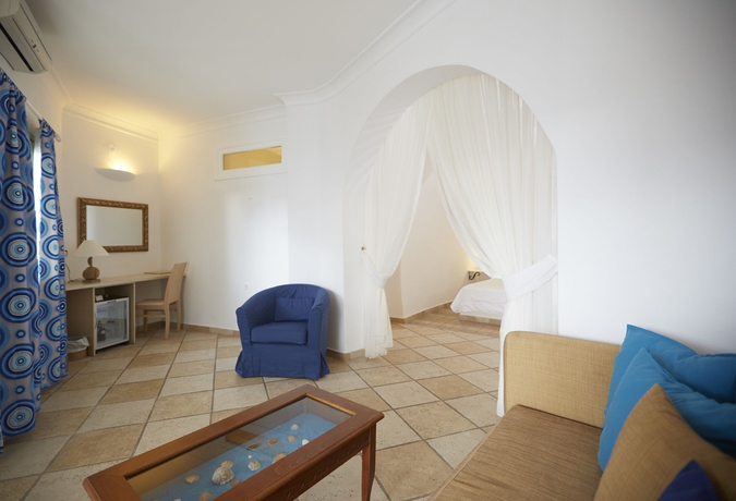 Imagen de la habitación del Hotel Ira and Spa. Foto 16