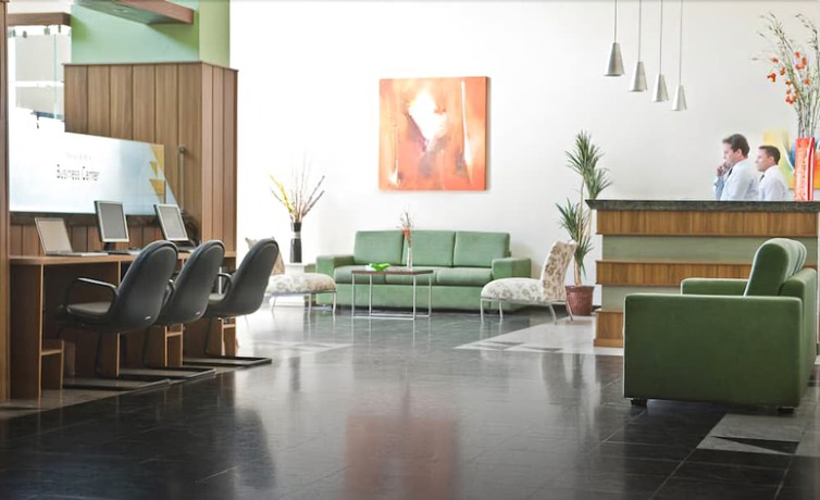 Imagen de los interiores del Hotel Iracema Travel. Foto 11