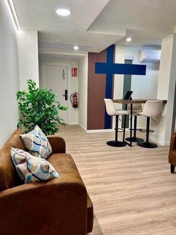 Imagen de los interiores del Hotel Iraipe Haro Auto Check-in. Foto 14