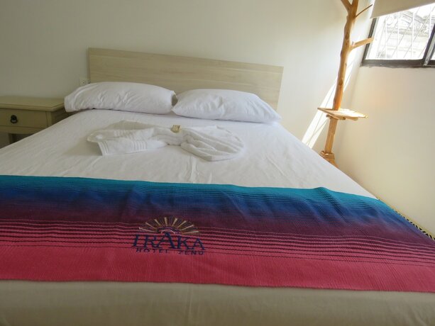 Imagen general del Hotel Iraka Zenu. Foto 10