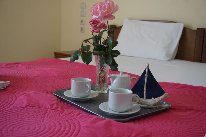 Imagen de la habitación del Hotel Iraklis. Foto 4