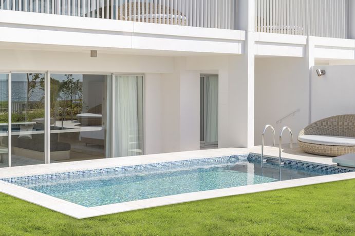 Imagen de la piscina del Hotel Iraph Sui, A Luxury Collection. Foto 20